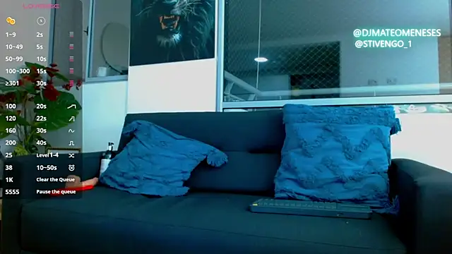 MattMeness online show from October 22, 9:09 am