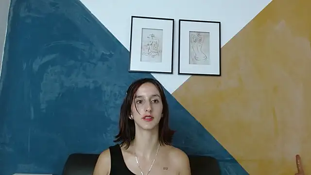 Snapshot of Ambar_Roux_ chatting on January 4, 7:34 pm Ambar Roux  online show from January 4, 7:34 pm
