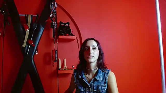 Snapshot of Ambar_Roux_ chatting on March 19, 9:28 am Ambar Roux  online show from March 19, 9:28 am