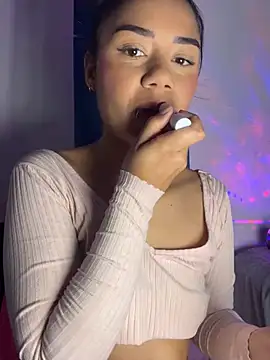  Luana online show from March 21, 9:01 am