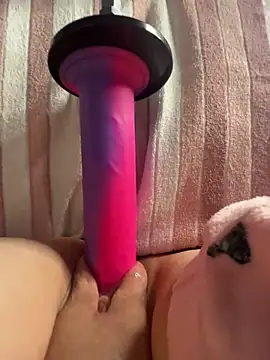 luisa1 online show from November 11, 7:58 pm