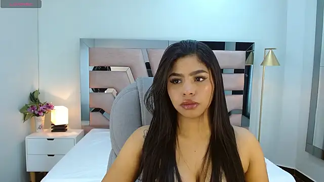 violeta leon online show from January 13, 8:14 pm