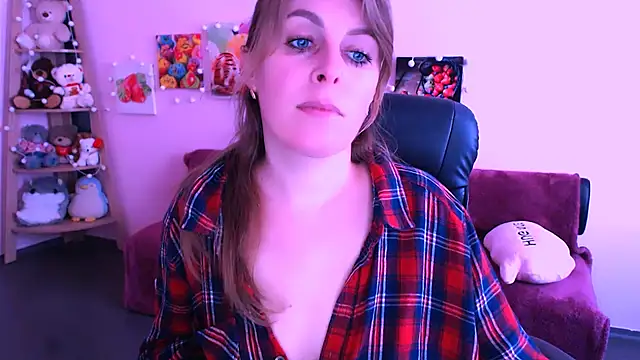 Hot Milady online show from April 28, 7:46 am