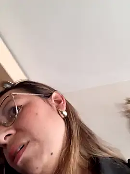 Snapshot of Katalina_S3xy chatting on February 6, 3:31 pm Katalina S3xy online show from February 6, 3:31 pm