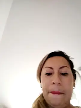 Snapshot of Katalina_S3xy chatting on March 17, 6:32 pm Katalina S3xy online show from March 17, 6:32 pm