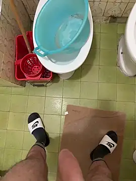 Snapshot of Miky_21 chatting on November 24, 12:54 am Miky 21 online show from November 24, 12:54 am