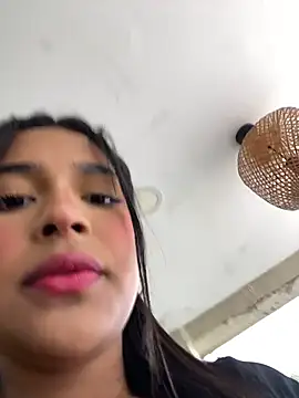 Snapshot of Mariangel_11 chatting on June 6, 2:22 pm Mariangel 11 online show from June 6, 2:22 pm
