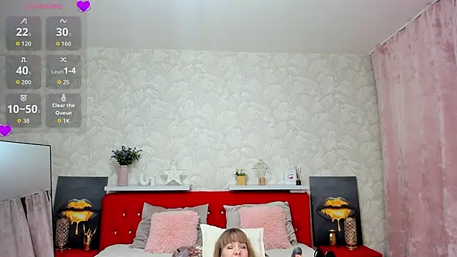 Snapshot of KattyPeachX chatting on February 22, 1:18 am KattyPeachX online show from February 22, 1:18 am