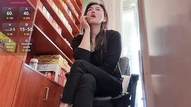 QianF-666 online show from April 30, 6:42 am