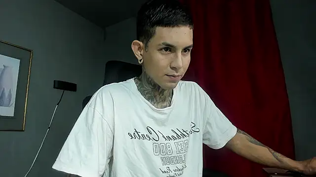 Travistanner 28 online show from February 18, 11:50 am