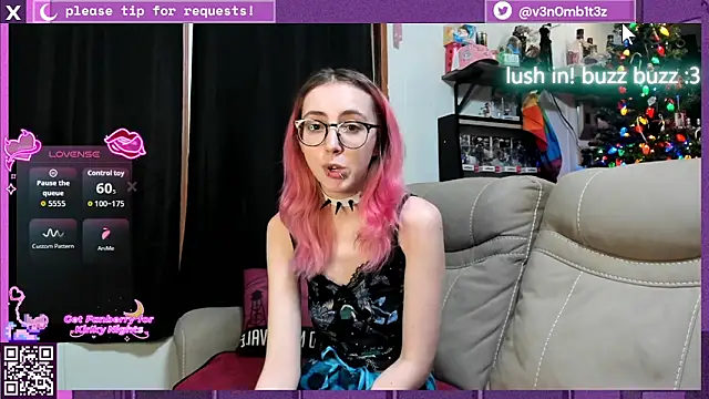 Snapshot of v3n0mb1t3z chatting on January 12, 4:07 am v3n0mb1t3z online show from January 12, 4:07 am