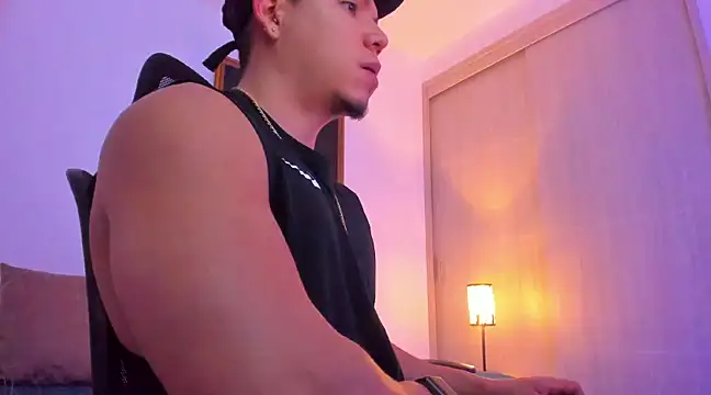 CHIRS MORGANS online show from February 9, 2:06 am