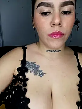 BigTits Kitty online show from March 11, 7:03 am