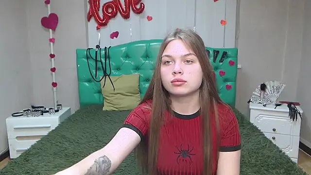 LaraPika online show from March 18, 9:09 am