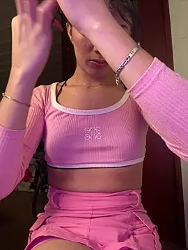 giuliana andrade online show from December 5, 7:49 pm