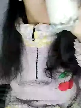 Snapshot of Tota_Khan chatting on December 14, 4:34 am Tota Khan online show from December 14, 4:34 am