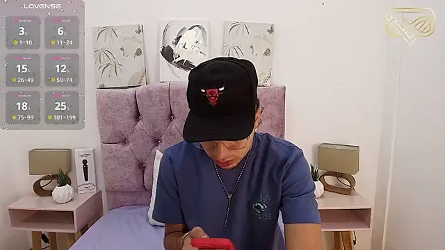 Amadeo Wild online show from January 19, 12:39 pm