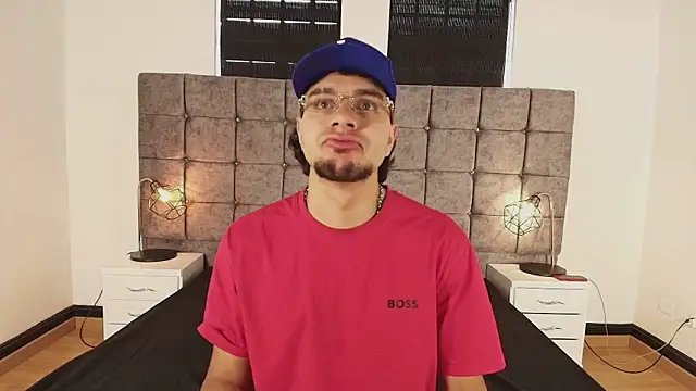 Amadeo Wild online show from March 8, 2:19 pm