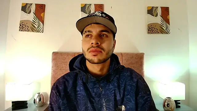 Amadeo Wild online show from April 6, 12:17 pm