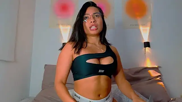 AlessaPears online show from February 4, 10:32 am