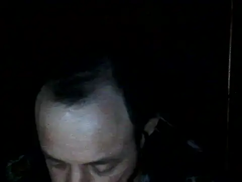 Snapshot of Leocesar37 chatting on September 17, 10:17 am Leocesar37 online show from September 17, 10:17 am