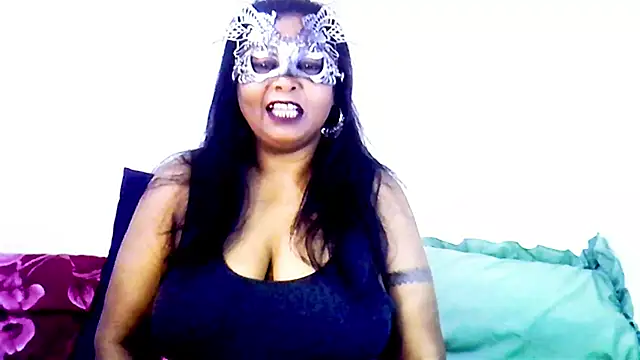 Snapshot of Mysterylady143 chatting on June 25, 6:12 pm Mysterylady143 online show from June 25, 6:12 pm