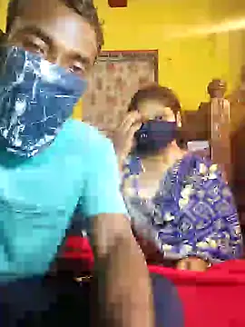 Snapshot of indiancouple09 chatting on January 29, 3:58 pm indiancouple09 online show from January 29, 3:58 pm