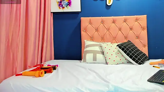 Cindy milf online show from March 3, 4:25 am