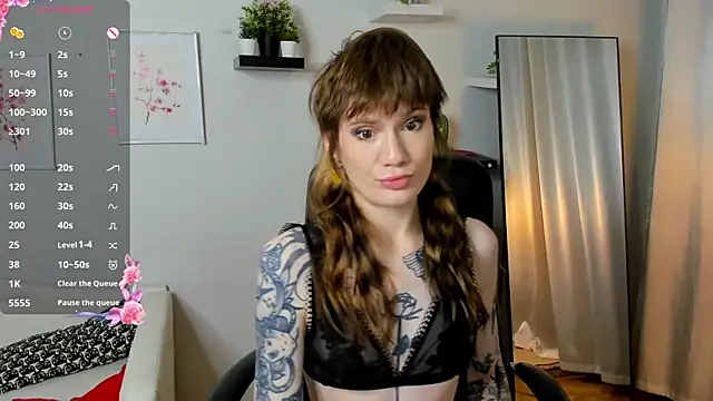 Snapshot of Fog_Foggy_Love chatting on September 28, 8:47 pm Fog Foggy Love online show from September 28, 8:47 pm