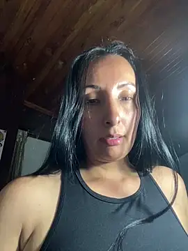 Snapshot of yaralyminjo2 chatting on February 4, 11:49 pm yaralyminjo2 online show from February 4, 11:49 pm