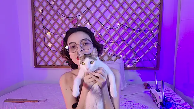 anietorres online show from December 3, 11:03 pm