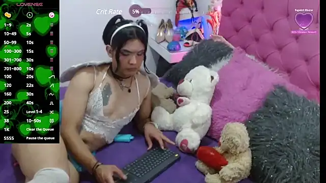 Snapshot of AlexaFontana chatting on February 9, 11:47 am AlexaFontana online show from February 9, 11:47 am