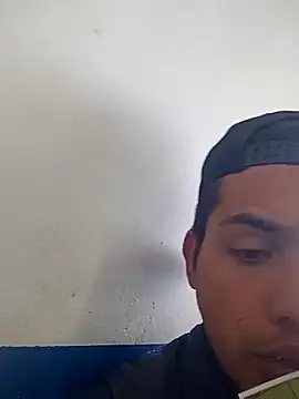 Snapshot of AlexaFontana chatting on November 1, 9:39 pm AlexaFontana online show from November 1, 9:39 pm