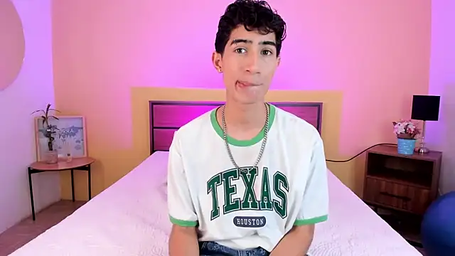 novaybrian online show from February 4, 4:15 am