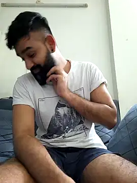 Snapshot of Fun_Guuy chatting on December 29, 6:27 pm Fun Guuy online show from December 29, 6:27 pm