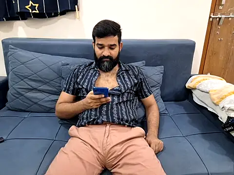 Snapshot of Fun_Guuy chatting on September 23, 6:22 pm Fun Guuy online show from September 23, 6:22 pm