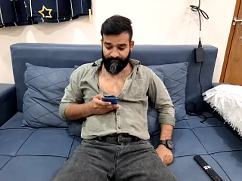 Fun Guuy online show from November 13, 8:35 am