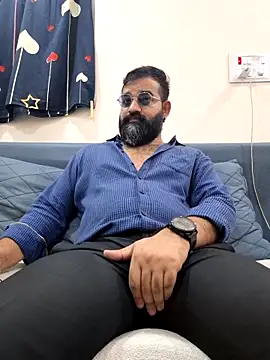 Fun Guuy online show from April 3, 2:53 am