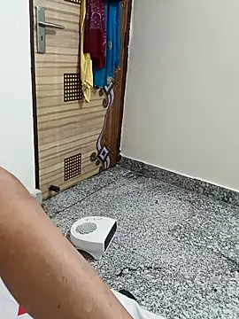 Snapshot of Saroj-Shah chatting on February 21, 6:42 pm Saroj-Shah online show from February 21, 6:42 pm