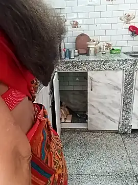 Snapshot of Saroj-Shah chatting on March 4, 7:58 am Saroj-Shah online show from March 4, 7:58 am