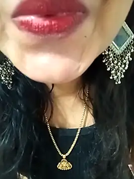 Snapshot of Saroj-Shah chatting on March 15, 6:36 pm Saroj-Shah online show from March 15, 6:36 pm