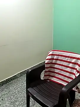 Snapshot of Saroj-Shah chatting on April 4, 4:00 am Saroj-Shah online show from April 4, 4:00 am