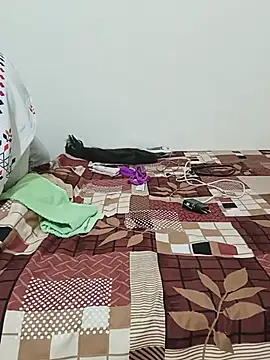 Snapshot of Saroj-Shah chatting on June 20, 6:27 am Saroj-Shah online show from June 20, 6:27 am