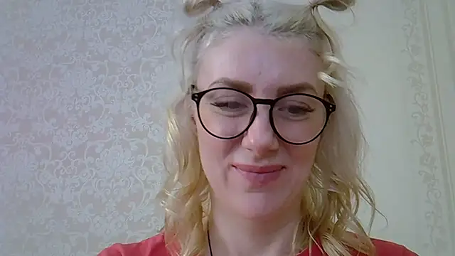 Snapshot of Pabonya91 chatting on February 7, 10:08 am Pabonya91 online show from February 7, 10:08 am