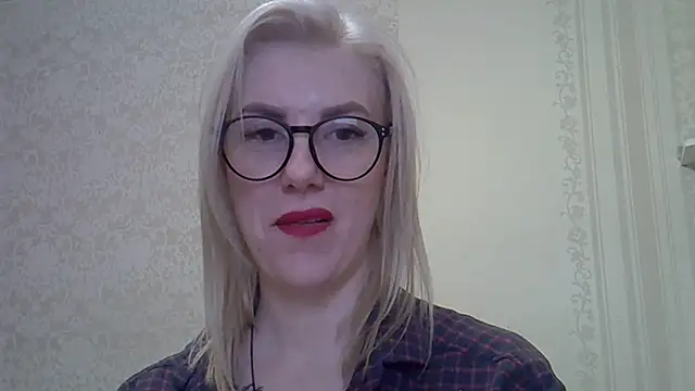 Snapshot of Pabonya91 chatting on February 9, 7:52 pm Pabonya91 online show from February 9, 7:52 pm