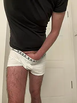 Snapshot of mrniceguy198 chatting on April 1, 9:34 pm mrniceguy198 online show from April 1, 9:34 pm