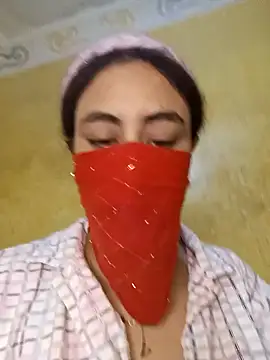 Lalou online show from December 4, 12:25 pm