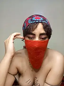 Lalou online show from December 22, 1:22 pm