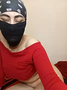 Lalou online show from February 2, 10:02 am