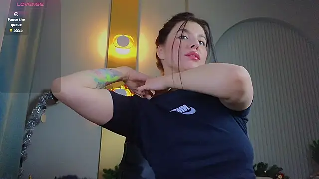 Jenna Adams  online show from January 15, 4:15 am